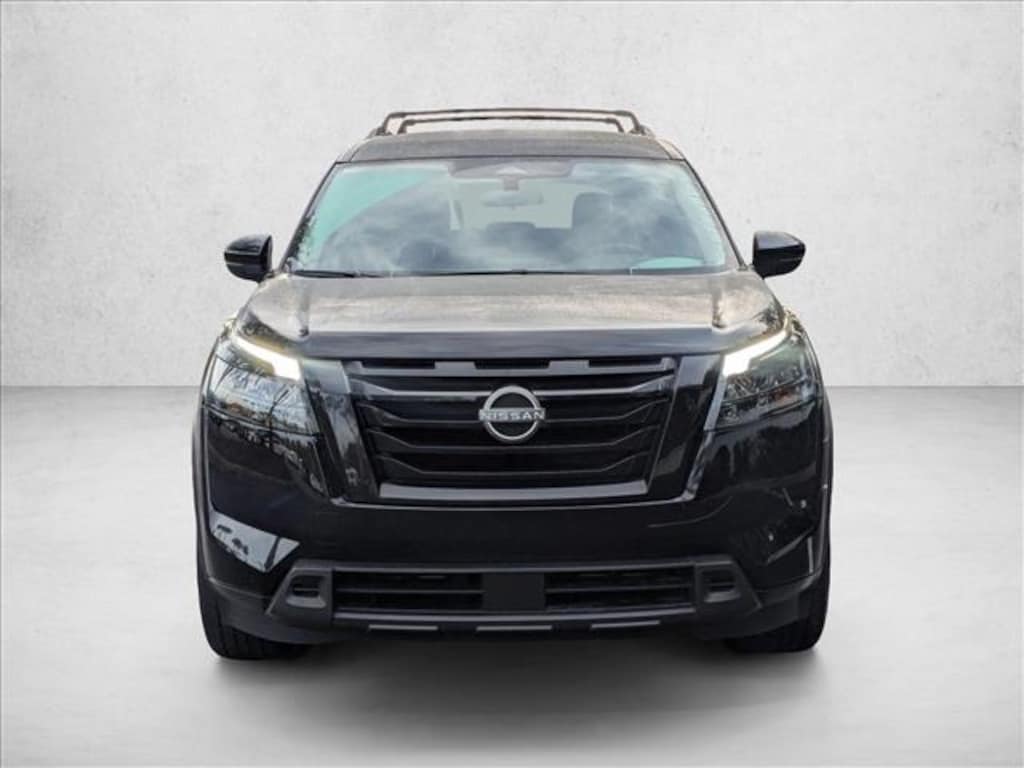 Used 2023 Nissan Pathfinder SV SUV