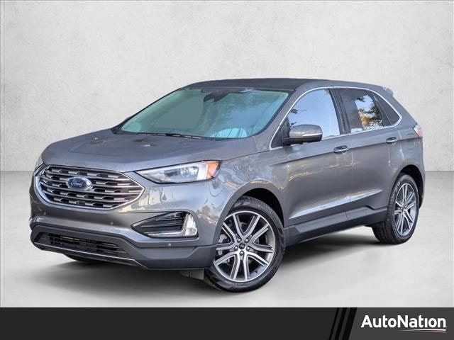 2023 Ford Edge Titanium's photo