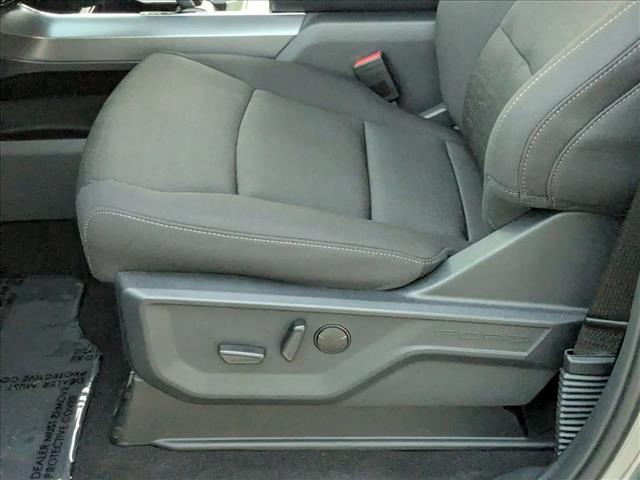 2025 Ford F-150 XLT photo 4