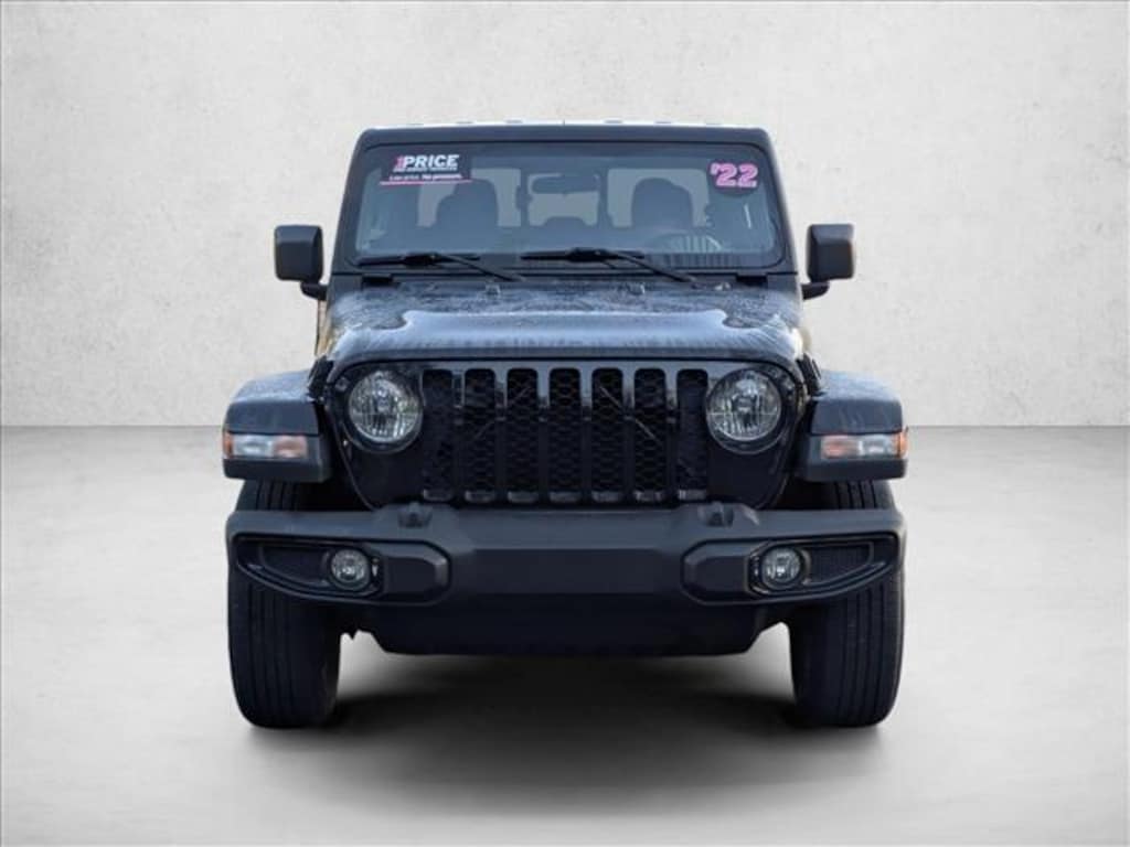 Used 2022 Jeep Gladiator Altitude Truck Crew Cab