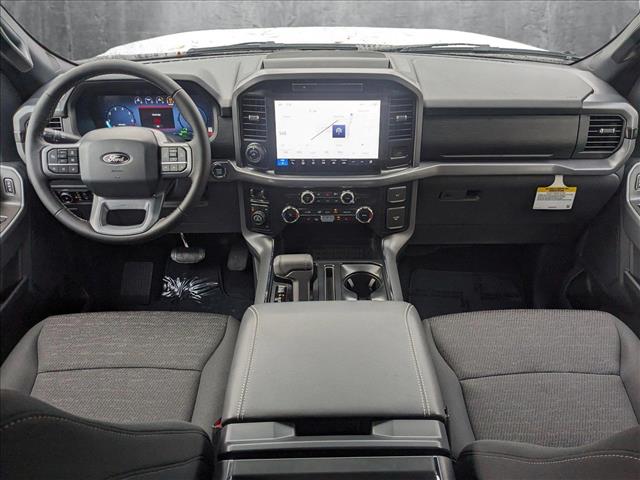 2025 Ford F-150 XLT photo 2