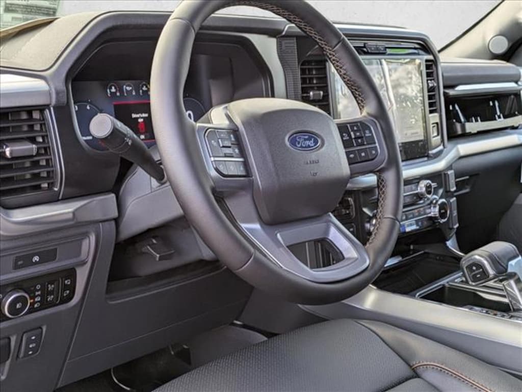 New 2025 Ford F-150 LARIAT Truck SuperCrew Cab