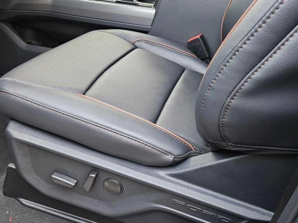 New 2026 Ford F-250 LARIAT Truck Crew Cab