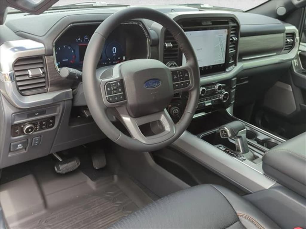 New 2026 Ford F-150 LARIAT Truck SuperCrew Cab