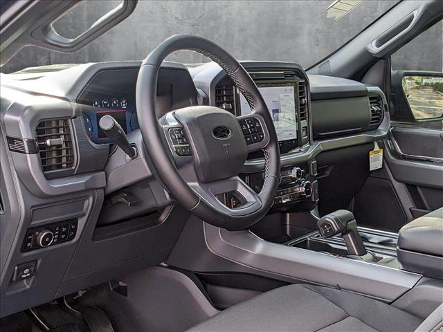 2025 Ford F-150 XLT photo 3