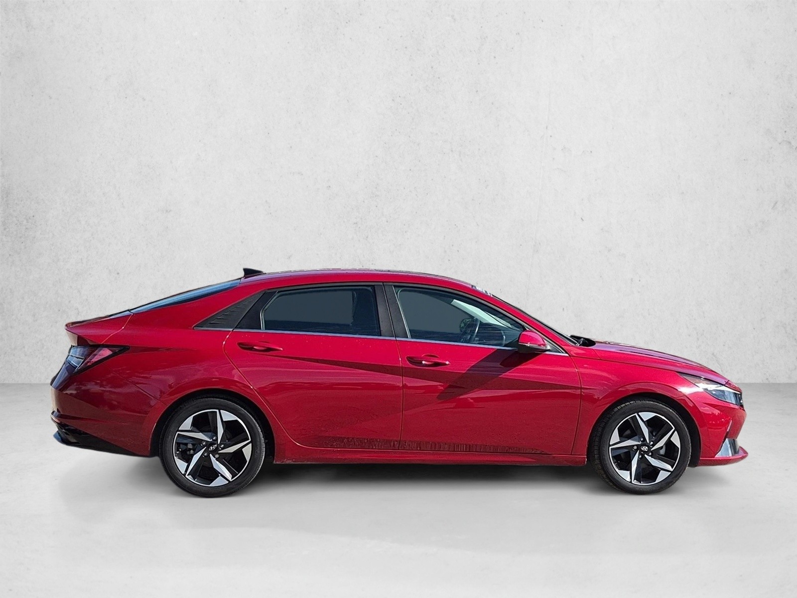 Used 2022 Hyundai Elantra Hybrid Limited Sedan