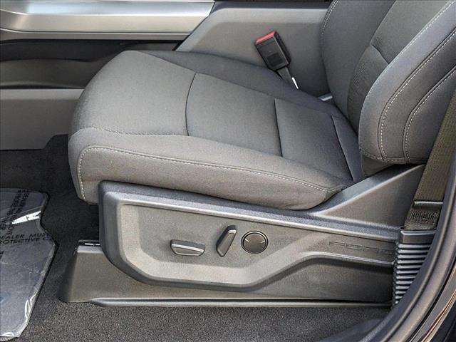 2025 Ford F-150 XLT photo 4