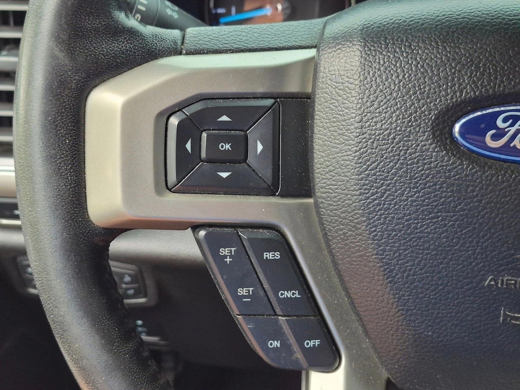 Used 2020 Ford F-350 LARIAT Truck Crew Cab