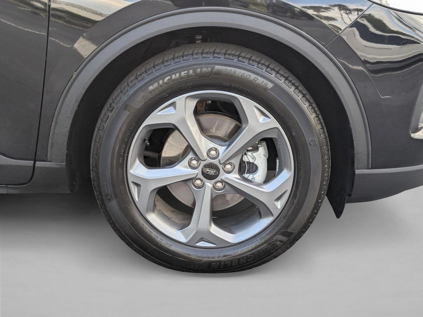 2025 Ford Escape ST-Line - Photo 22