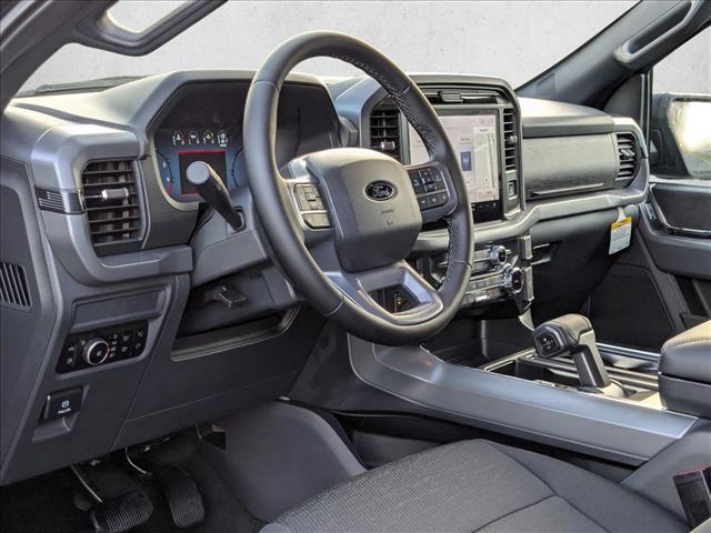 2025 Ford F-150 XLT photo 3