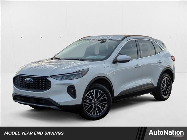2025 Ford Escape PHEV's photo