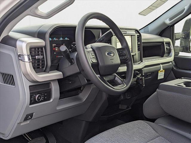 2025 Ford F-250 XL photo 3