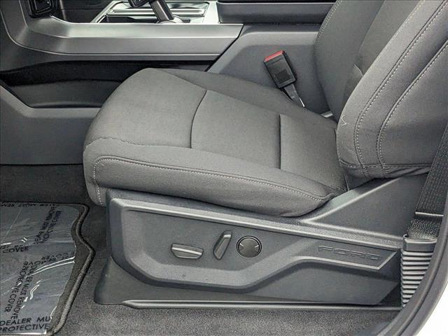 2025 Ford F-150 XLT photo 4