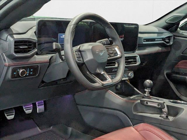 2025 Ford Mustang GT Premium photo 2