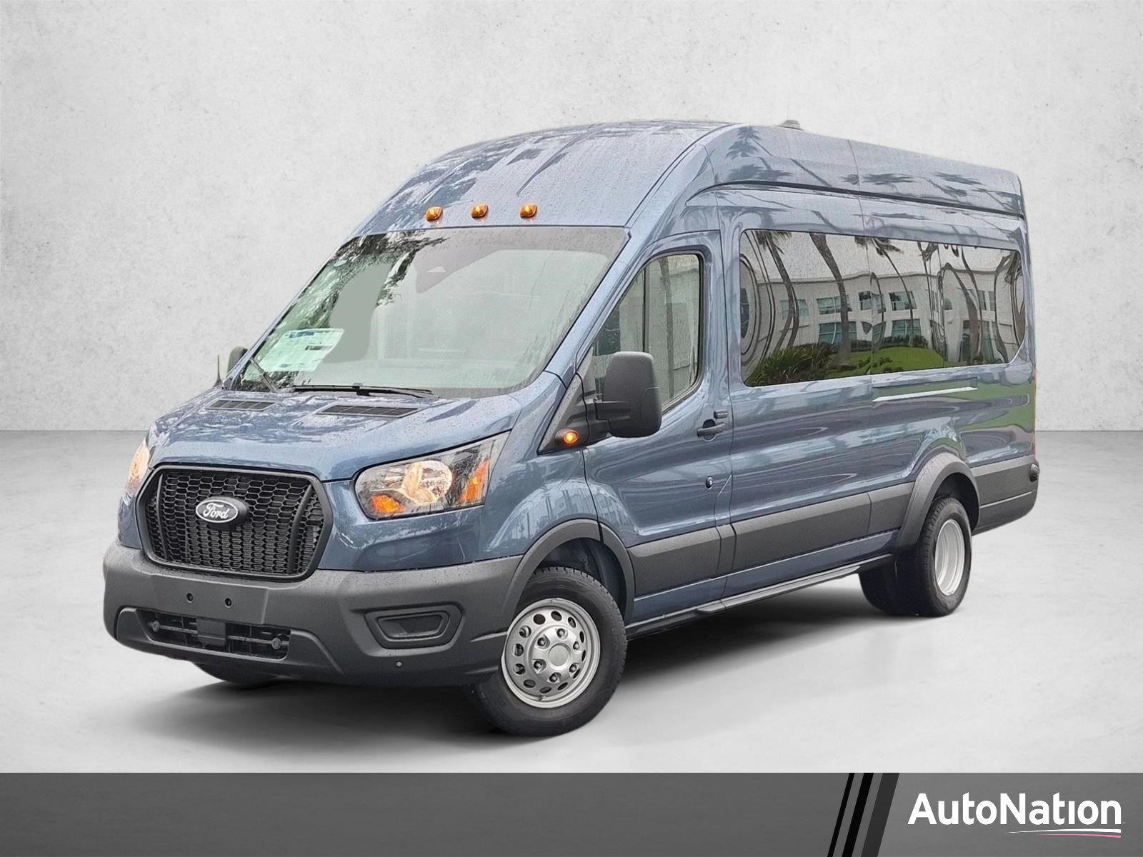  Ford Transit-350 Passenger