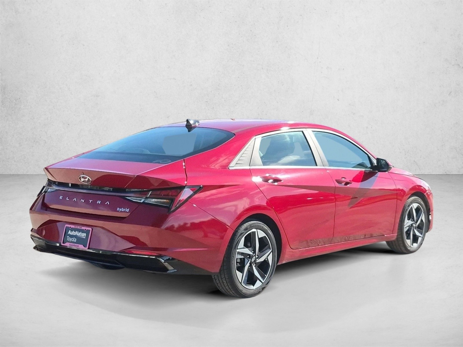 Used 2022 Hyundai Elantra Hybrid Limited Sedan