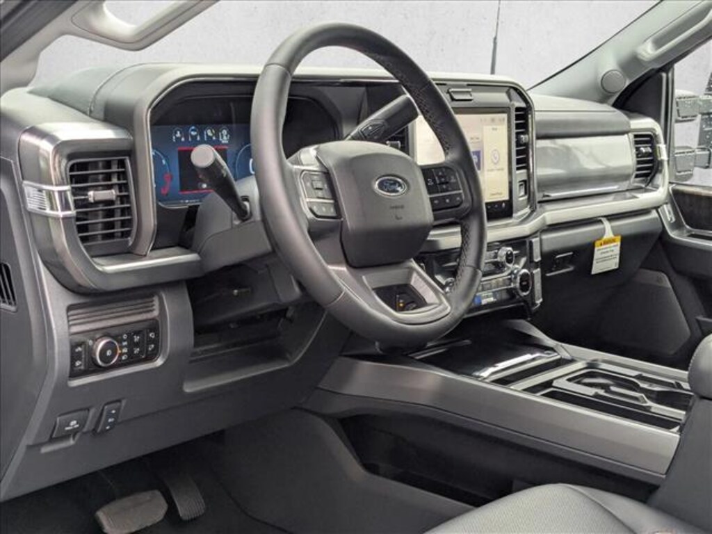 New 2026 Ford F-350 LARIAT Truck Crew Cab