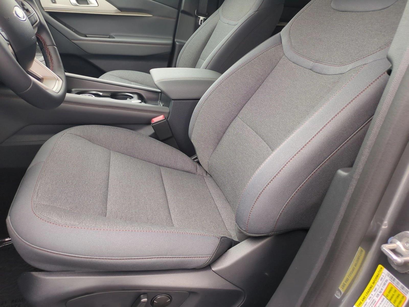 New 2026 Ford Explorer Active w/200A Pkg SUV