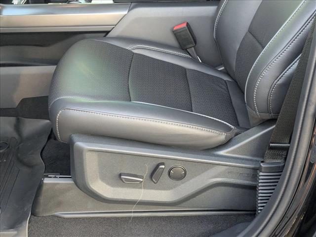 2025 Ford F-150 Lariat photo 3