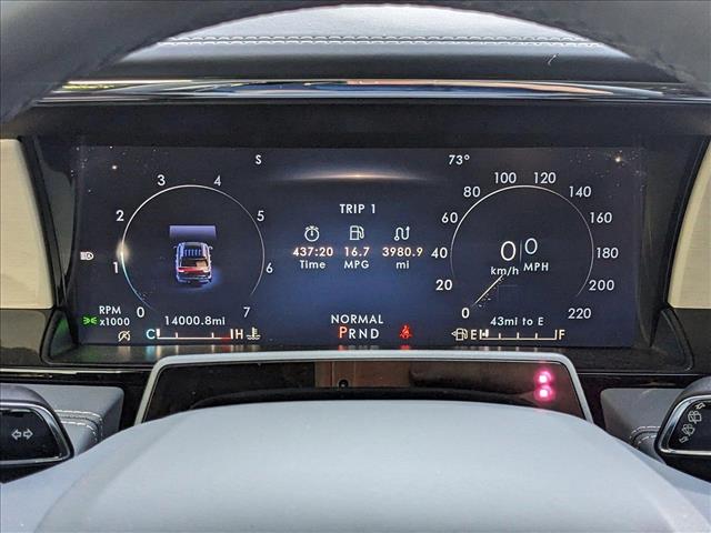 2024 Lincoln Navigator Black Label photo 3