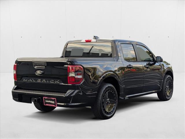 2025 Ford Maverick photo 2