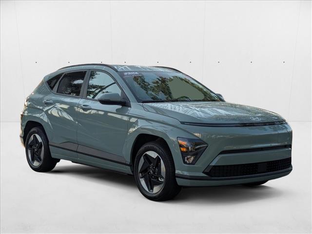 2025 Hyundai Kona Electric SEL photo 3