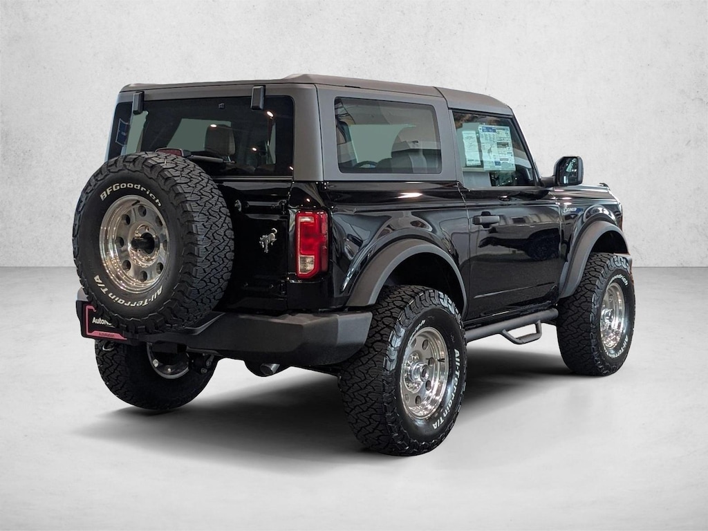 New 2026 Ford Bronco Base SUV