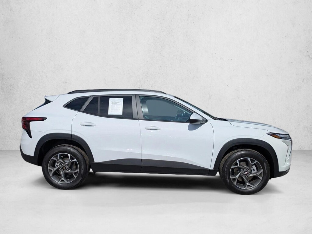Used 2026 Chevrolet Trax LT SUV