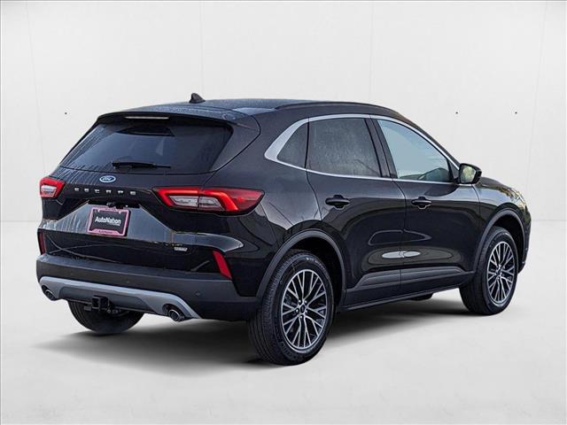 2025 Ford Escape photo 2