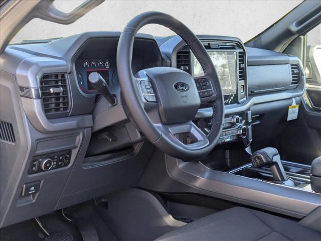 2025 Ford F-150 XLT photo 3