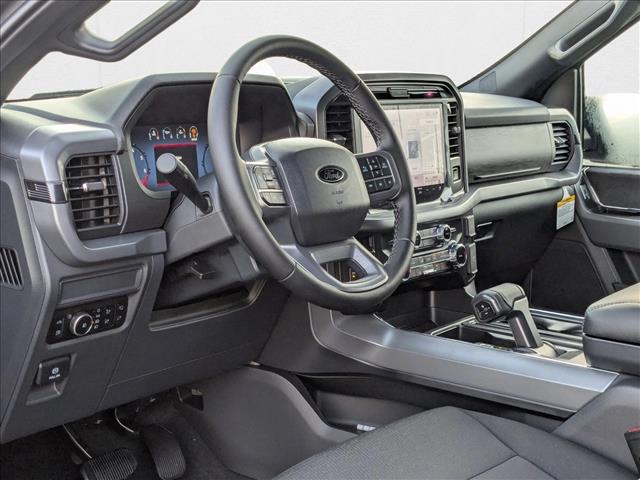 2025 Ford F-150 XLT photo 3