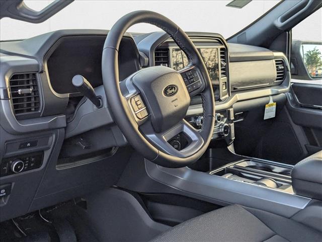 2025 Ford F-150 XLT photo 3
