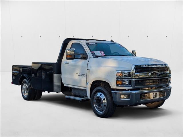 2022 Chevrolet Silverado Work Truck photo 3