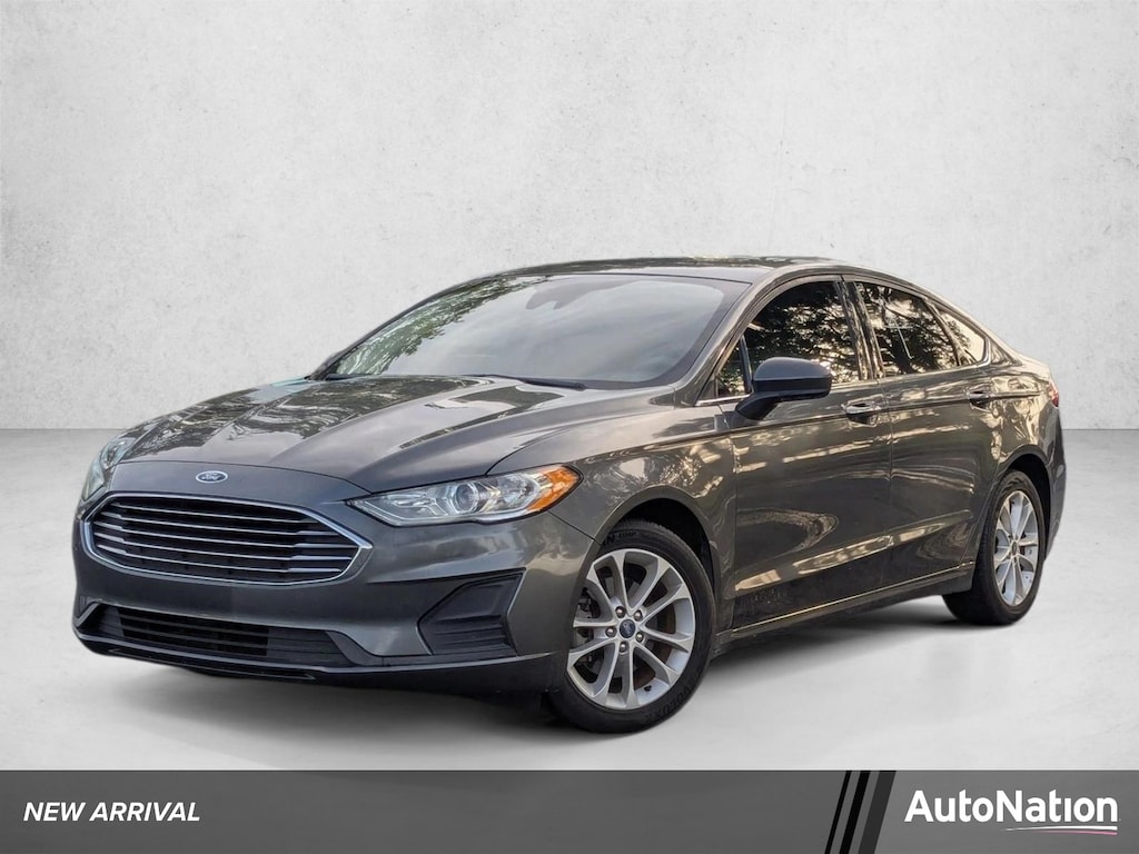 Used 2019 Ford Fusion Hybrid SE Sedan