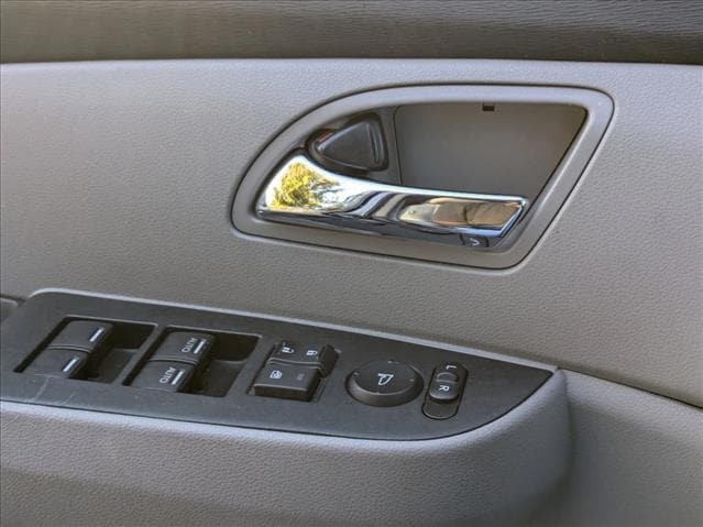 Used 2015 Honda Odyssey LX with VIN 5FNRL5H2XFB104393 for sale in Sanford, FL