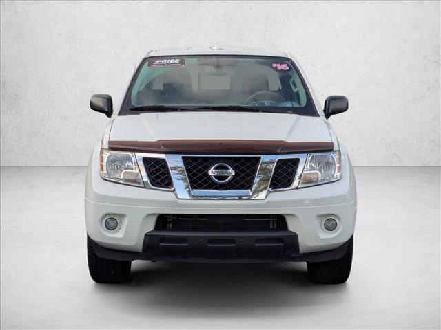2016 Nissan Frontier Crew Cab SV photo 2