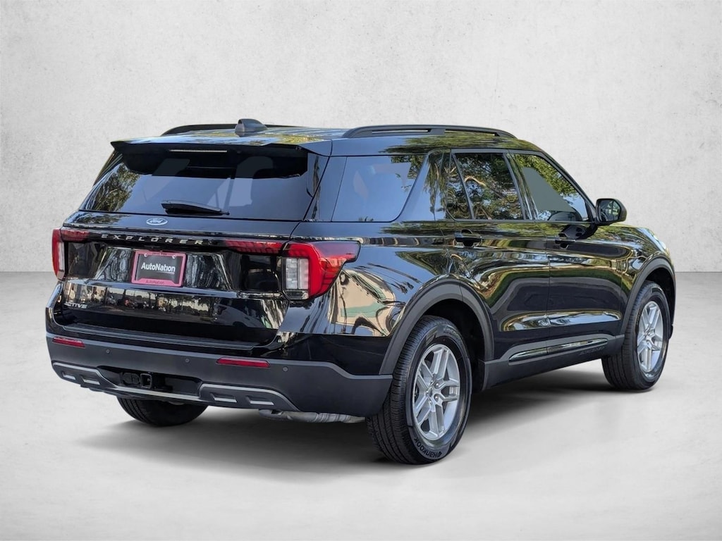 New 2026 Ford Explorer Active w/200A Pkg SUV