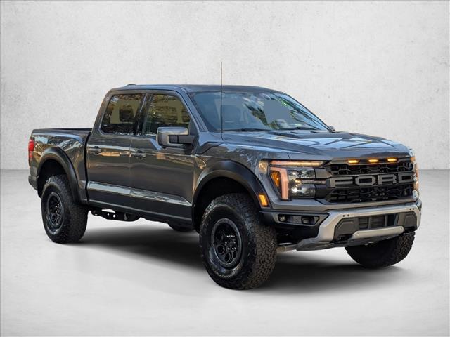 2025 Ford F-150 Raptor photo 3