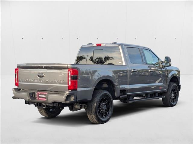 2025 Ford F-250 Lariat photo 2