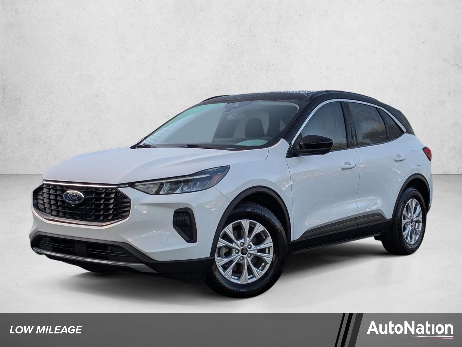 2024 Ford Escape Active FWD's photo