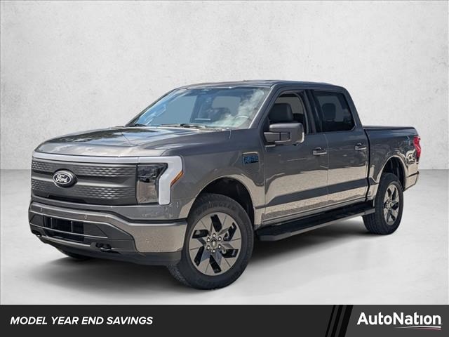 2025 Ford F-150 Lightning Flash's photo