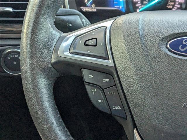 2016 Ford Fusion SE photo 4