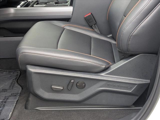 2026 Ford F-250 Lariat photo 4