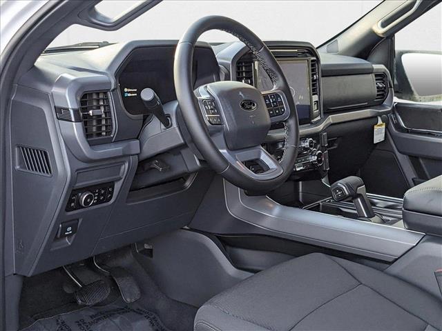 2025 Ford F-150 XLT photo 3