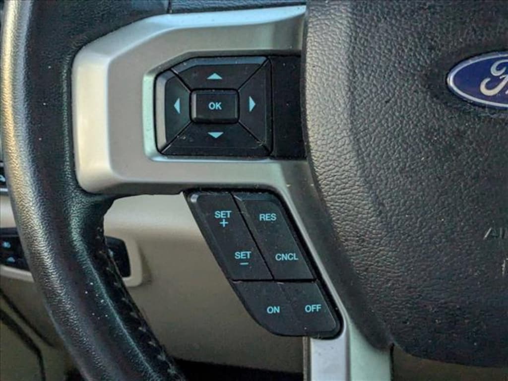 Used 2021 Ford F-250 LARIAT Truck Crew Cab