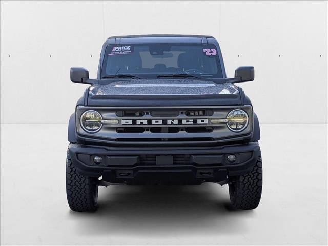 2023 Ford Bronco Big Bend photo 2