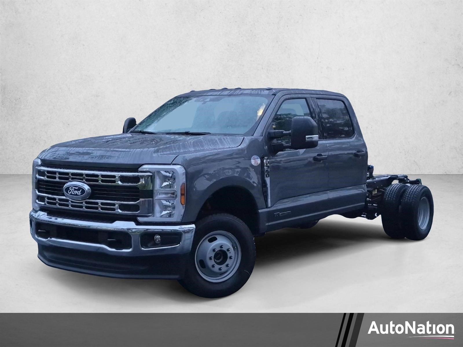  Ford F-350 Chassis