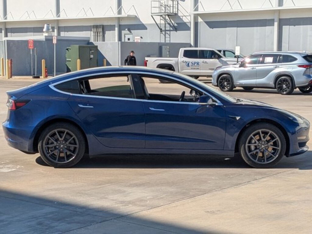 Used 2019 Tesla Model 3 Standard Range Plus Sedan