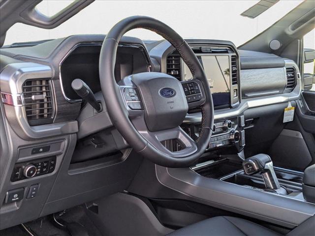 2025 Ford F-150 Lariat photo 3