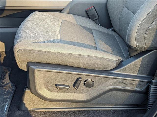 2025 Ford F-150 XLT photo 4